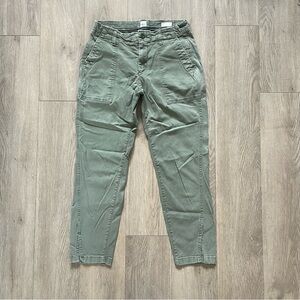 Gap green pants girlfriend crop Size 00